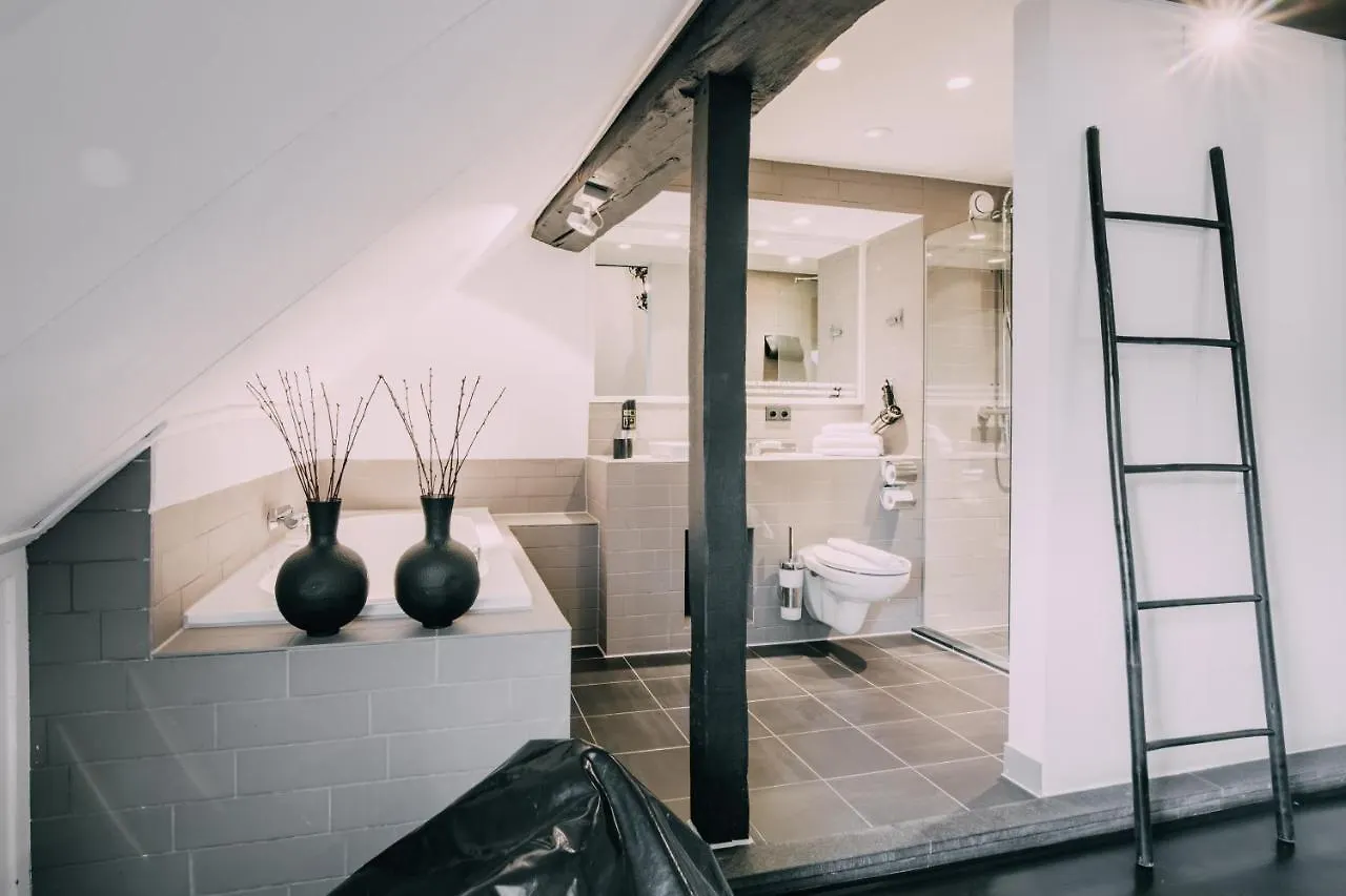 Hotel Trash Deluxe Maastricht 3*,  Niederlande